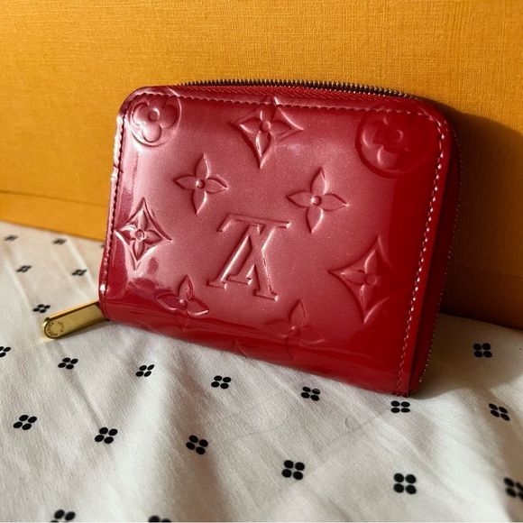 Louis Vuitton Zippy coin purse wallet red pomme d’amour - Picture 2 of 7